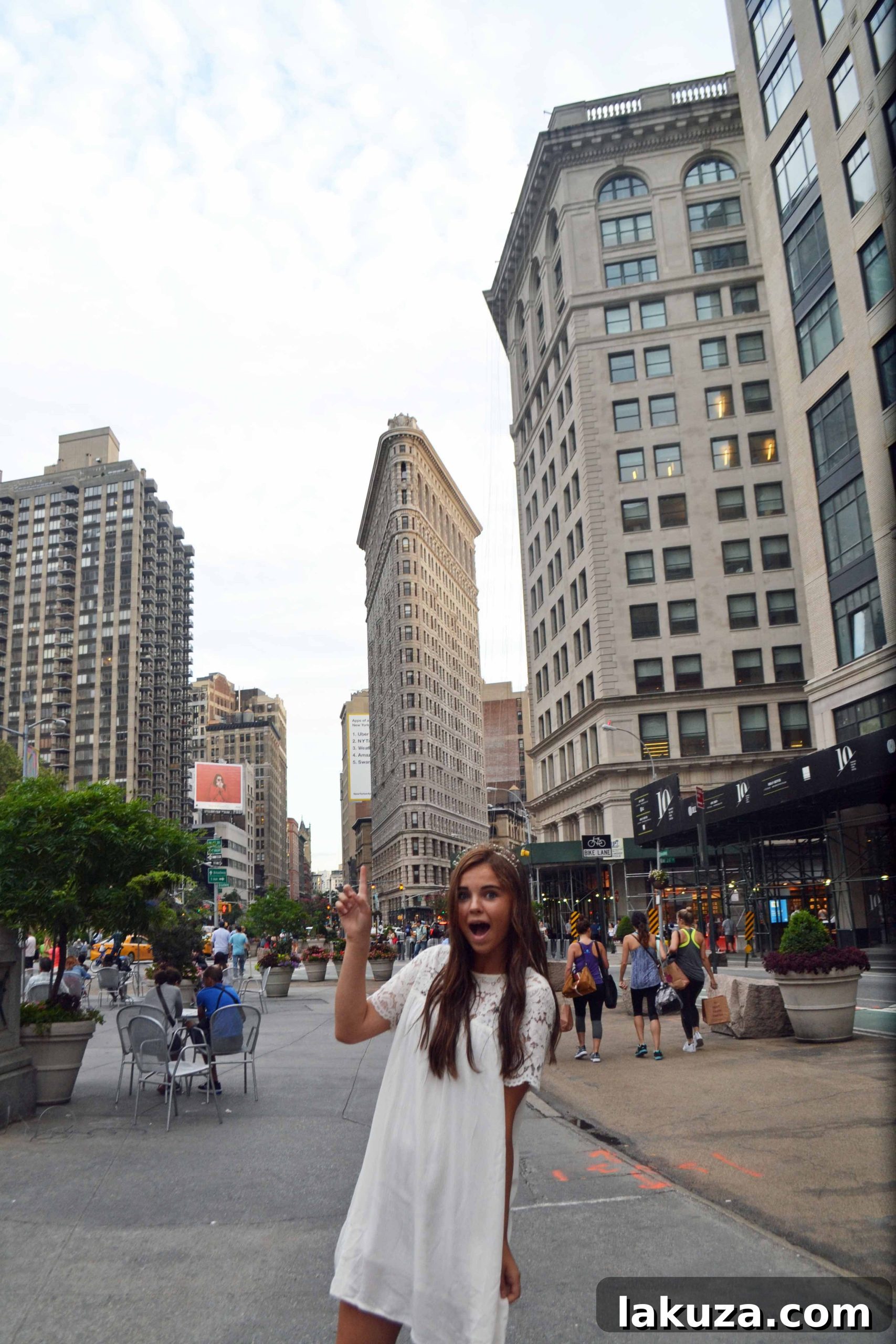 Top Bites and Sights in the Big Apple 31 Flatiron Building and Madison Square Park - Historic NYC Architecture