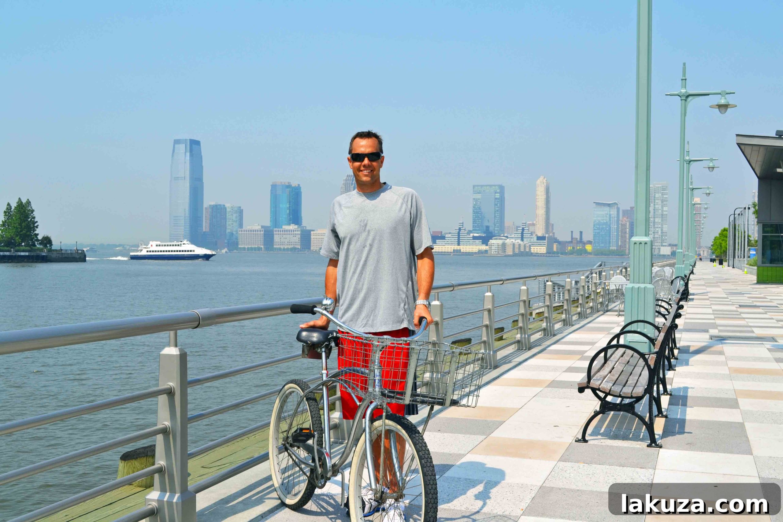 Top Bites and Sights in the Big Apple 10 Biking along Hudson River Park, New York City - Scenic Rides