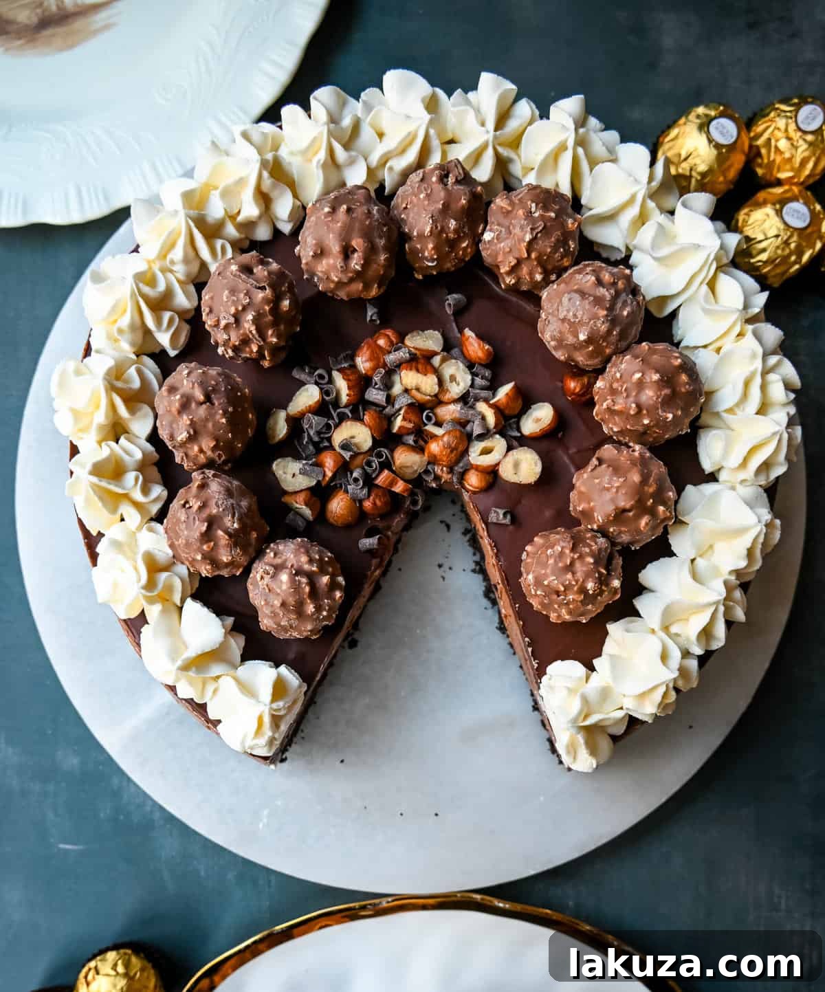 Decadent Nutella Dream Pie 3 Easy No-Bake Chocolate Nutella Cream Pie with an Oreo cookie crust. This creamy Nutella pie is so decadent and delicious!