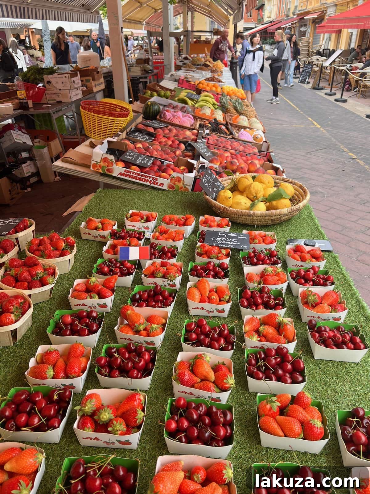 TGIF Gabfest 9 Display of beautifully arranged candied fruits, a traditional French delicacy