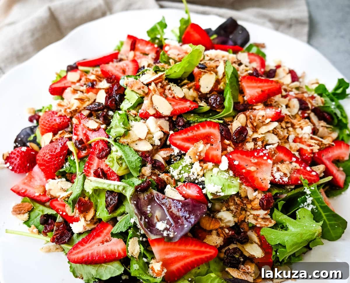 Refreshing Strawberry Spring Mix Salad 5 Strawberry Spring Mix Salad. This Strawberry Poppyseed Salad is made with spring mix, fresh strawberries, creamy and tangy feta cheese, sugared almonds, and tossed with a sweet homemade poppyseed dressing.