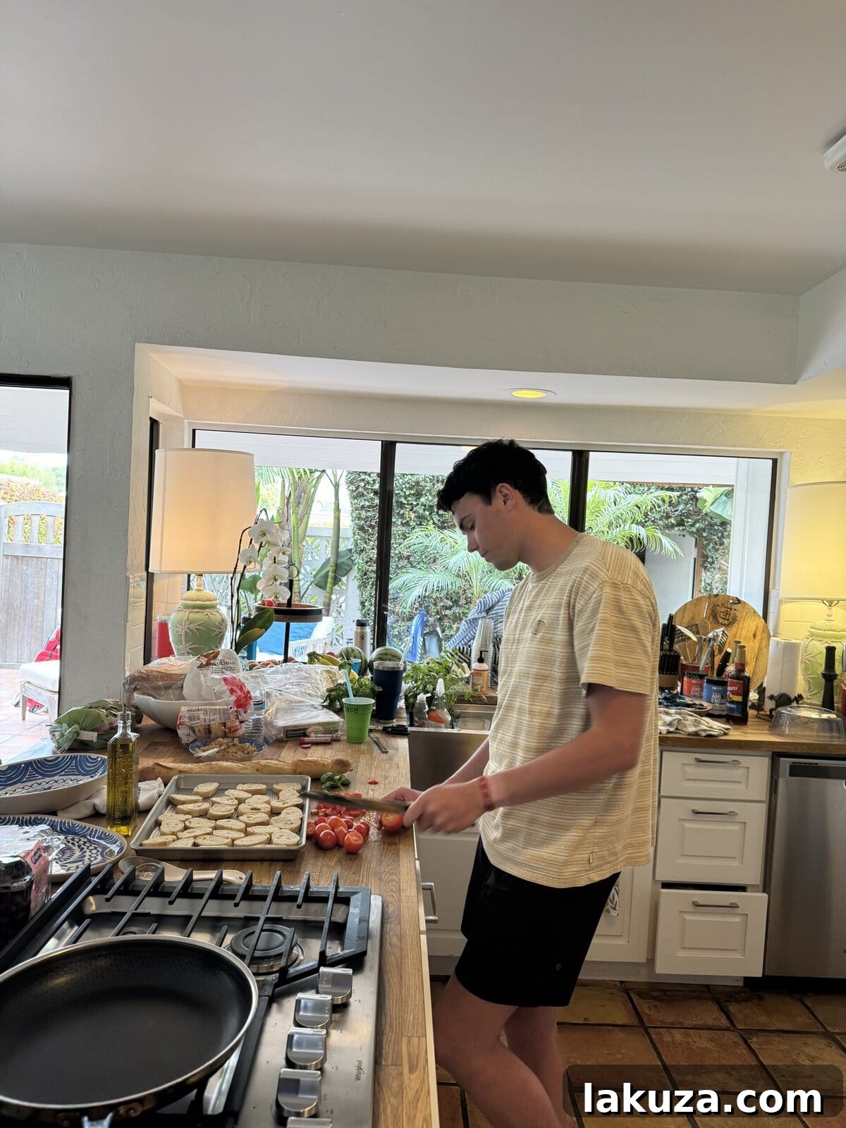 A high-quality HexClad pan, showcasing its unique hybrid cooking surface