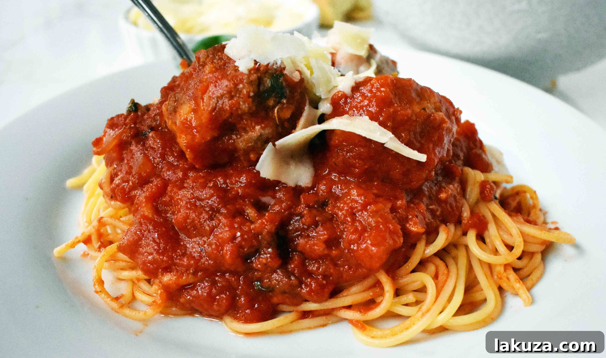 Mama's Signature Spaghetti and Meatballs 3 Mama's Best Ever Spaghetti and Meatballs by Modern Honey. Homemade meatballs made from scratch. Authentic Italian meatballs and marinara sauce.