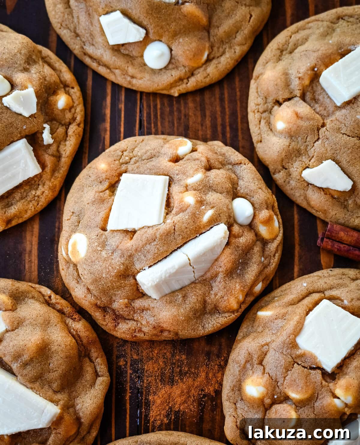 Spiced Ginger Molasses White Chocolate Chunk Cookies 5 Aromatic blend of ginger, cinnamon, cloves, and nutmeg – the soul of holiday baking. Explaining the unique contribution of each spice.