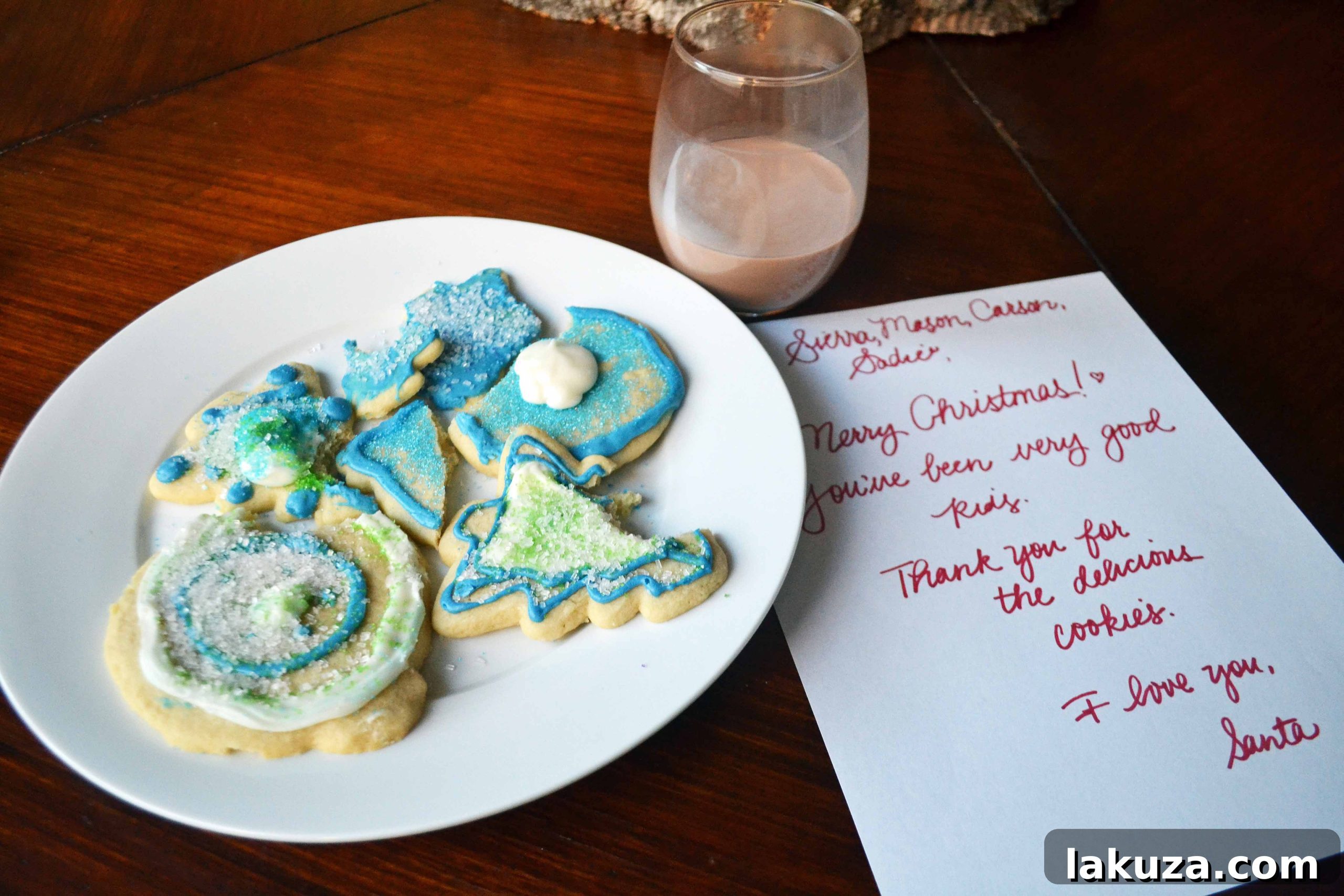 Holiday Happiness Hunt 18 Christmas Bucket List. 10 Ways to Feel the Christmas Spirit by Modern Honey. Santa Christmas Cookies