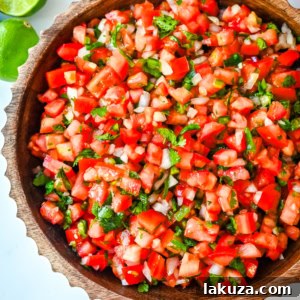Pico de Gallo 9 How to make fresh homemade pico de gallo made with the freshest ingredients -- fresh tomatoes, onion, cilantro, jalapeños, and lime juice. It is delicious on tacos, burritos, grilled meats, or as a simple fresh salsa with tortilla chips. It is super easy to whip up and is made with only six ingredients.