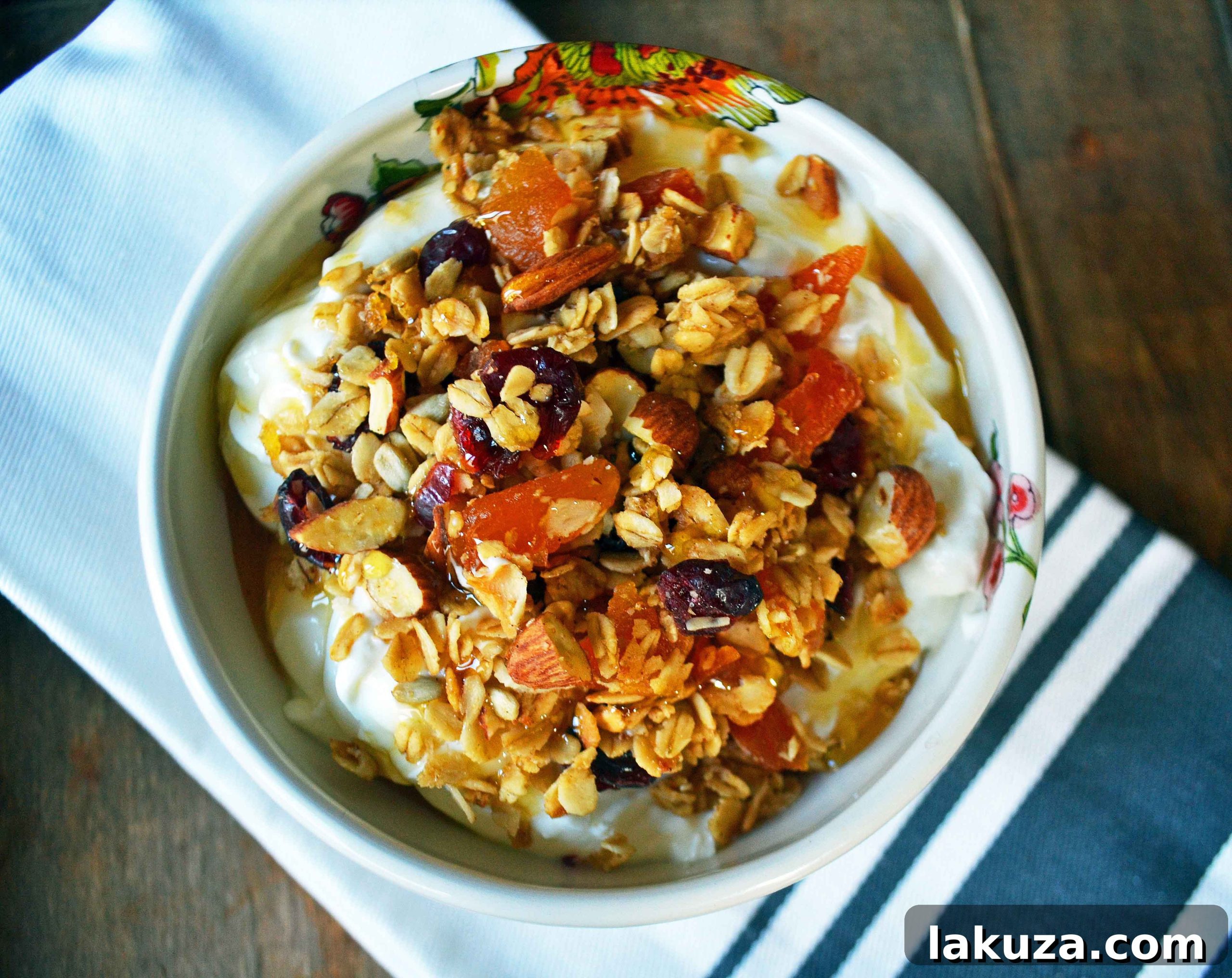 Earth Bloom Granola 2 Nature Chick Granola - Wholesome Homemade Granola for a Healthy Lifestyle