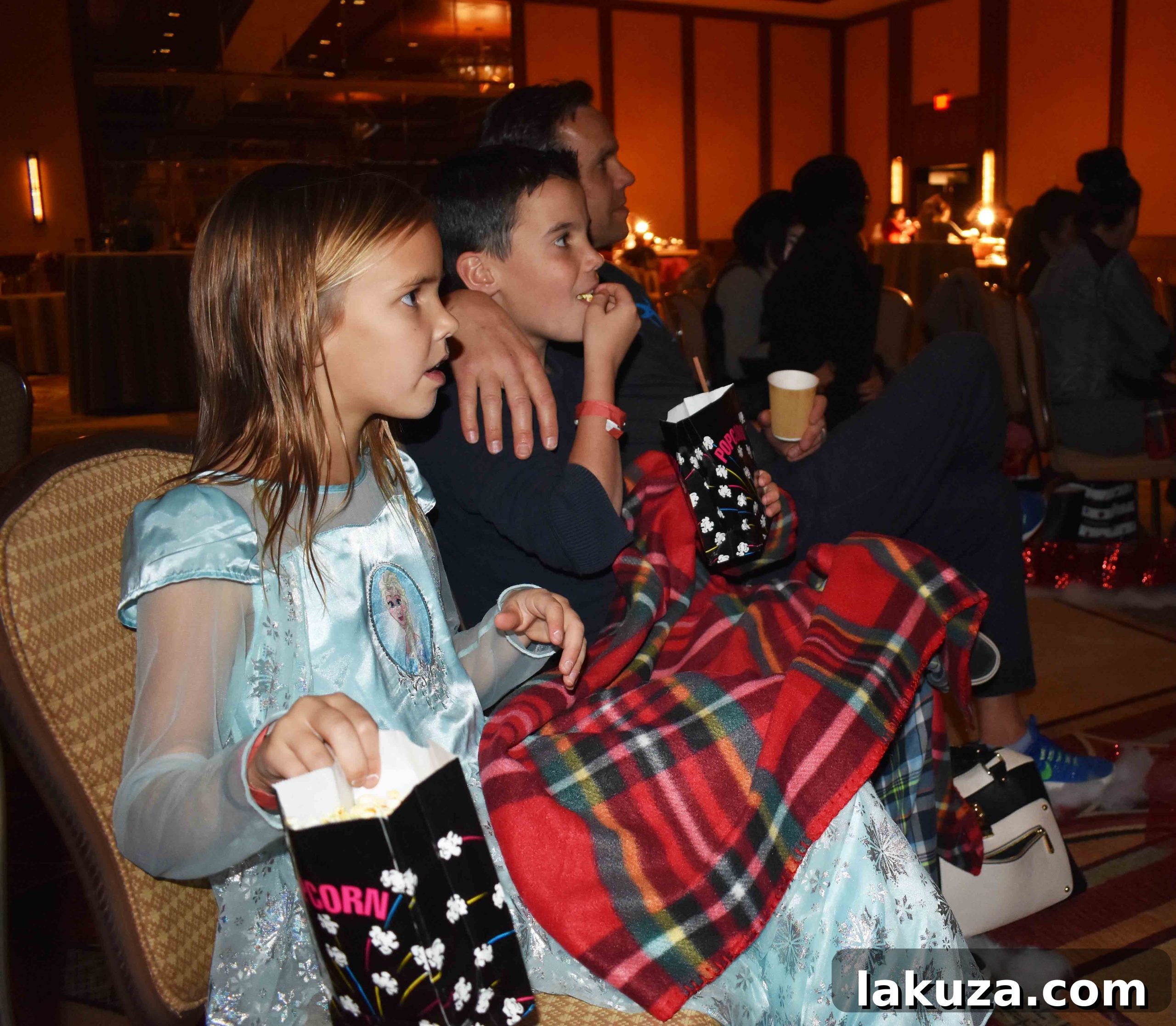 Arizona Four Seasons Christmas Homemade Hot Chocolate Delights 11 Christmas Movie Night at Four Seasons Scottsdale Festive Flicks