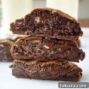 Levain Bakery Dark Chocolate Chocolate Chip Copycat Cookies by Modern Honey. The original copycat Levain Bakery Cookie recipe that has a 5 star rating. The most popular cookie from the famous New York City bakery.
