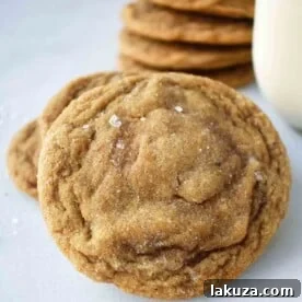 Soft Chewy Molasses Ginger Cookies. How to make the best ever soft molasses gingersnap cookies. The perfect gingerbread cookies. www.modernhoney.com #gingersnaps #molassescookies #softmolassescookies
