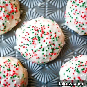 Italian ricotta cookies are one of the most popular Italian Christmas cookies, loved for their melt-in-your-mouth, soft texture. These holiday cookies are topped with a sweet glaze and colorful sprinkles, making them a perfect addition to any Christmas cookie platter. Ricotta cookies capture the flavor of classic Italian holiday baking. Whether you’re hosting a Christmas party or sharing homemade gifts, these easy Christmas cookies are guaranteed to stand out on every dessert table.