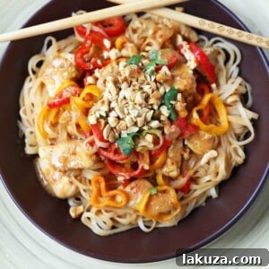 Thai Chicken Noodles. Healthy Thai chicken, fresh vegetables, sauteed with a light peanut butter sauce. Better than take-out thai chicken noodles. www.modernhoney.com #thaichickennoodles