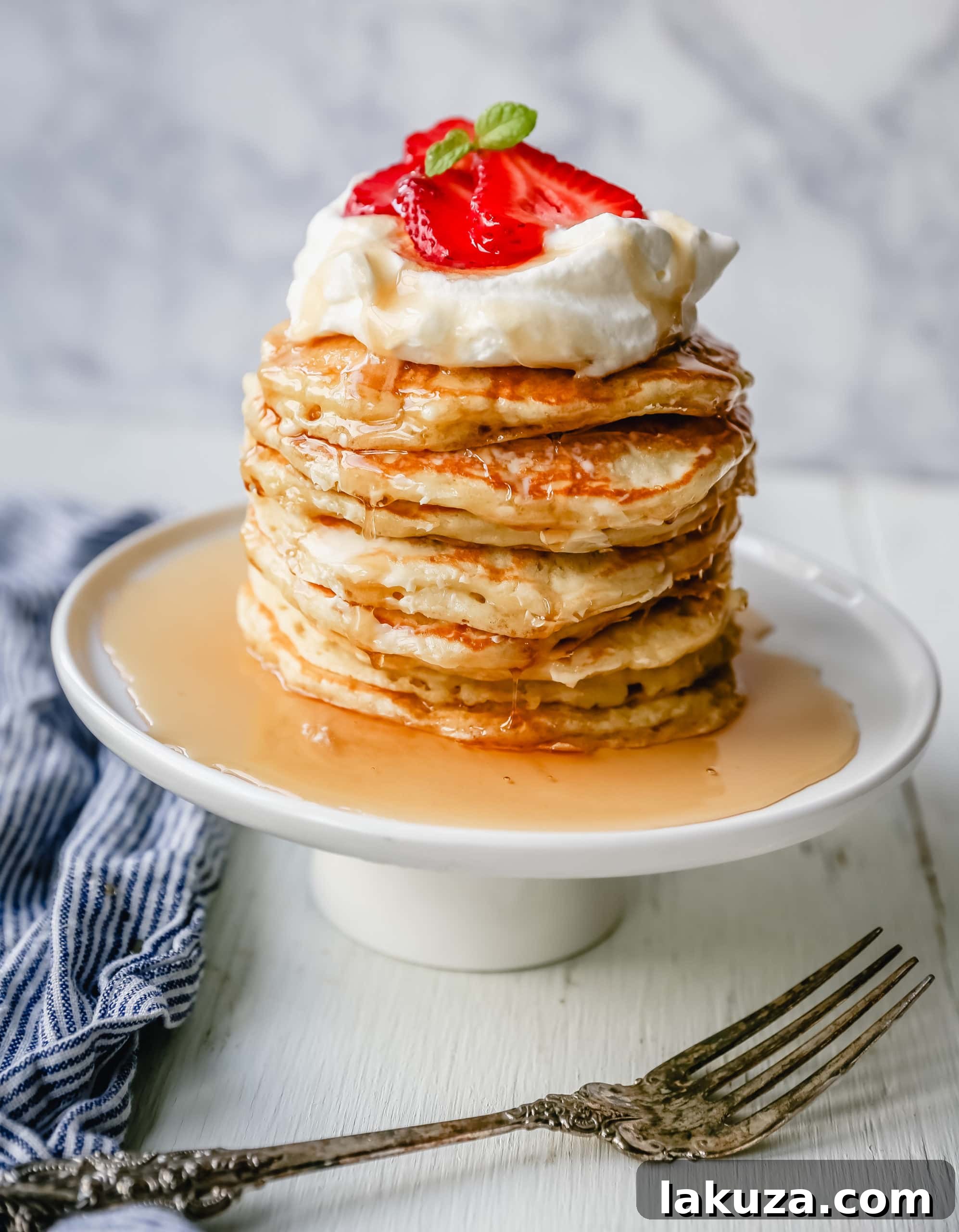 Goldies Golden Buttermilk Griddlecakes 4 BEST BUTTERMILK PANCAKES. The best homemade buttermilk pancake recipe! This is the only pancake recipe you will ever need. Tender texture, light and fluffy, and these pancakes will melt in your mouth!