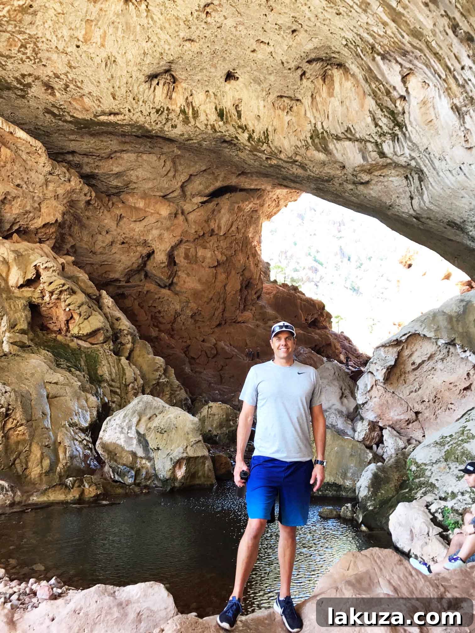 Tonto Natural Bridge. Weekend in Strawberry Arizona.