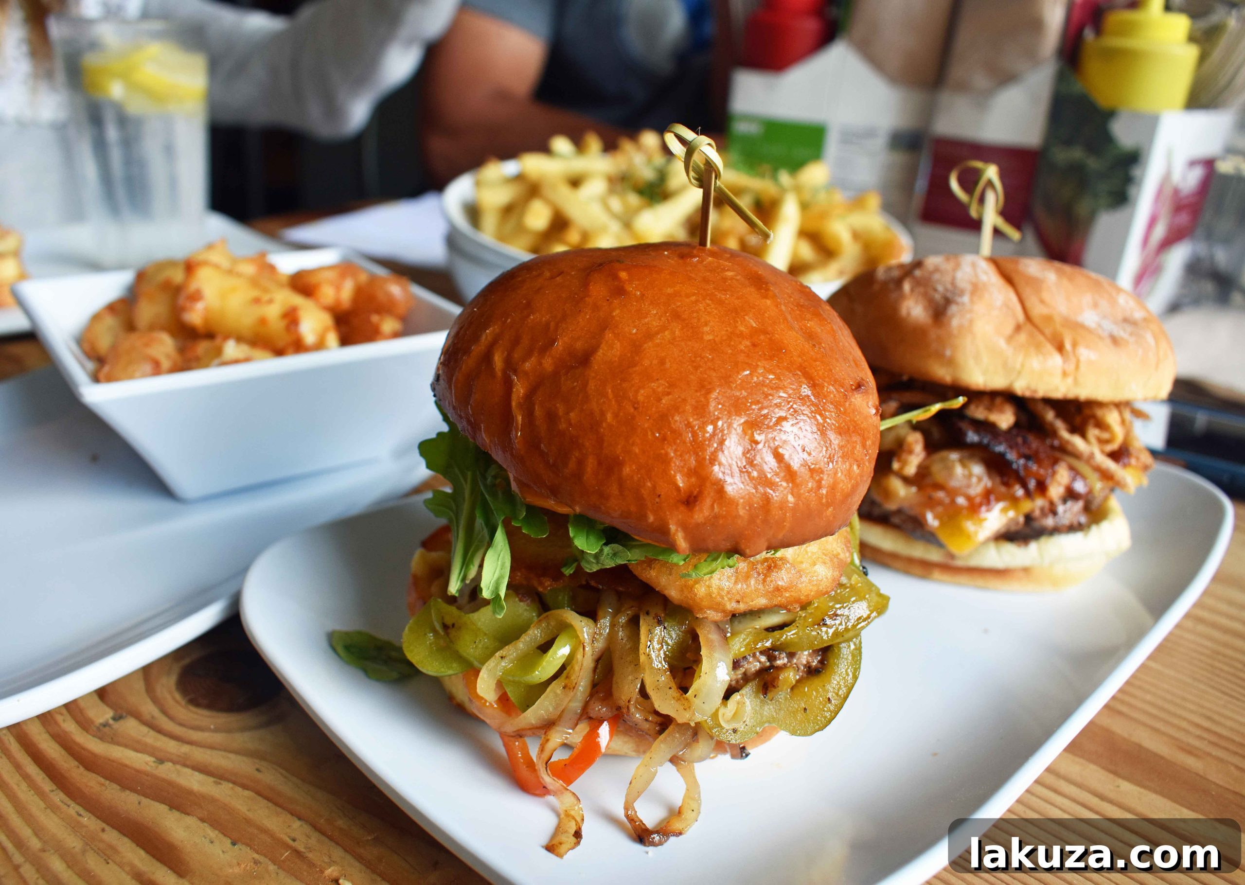 Uneeda Burger, known for gourmet burgers and delicious fried cheese curds in Seattle. A top choice for dining.