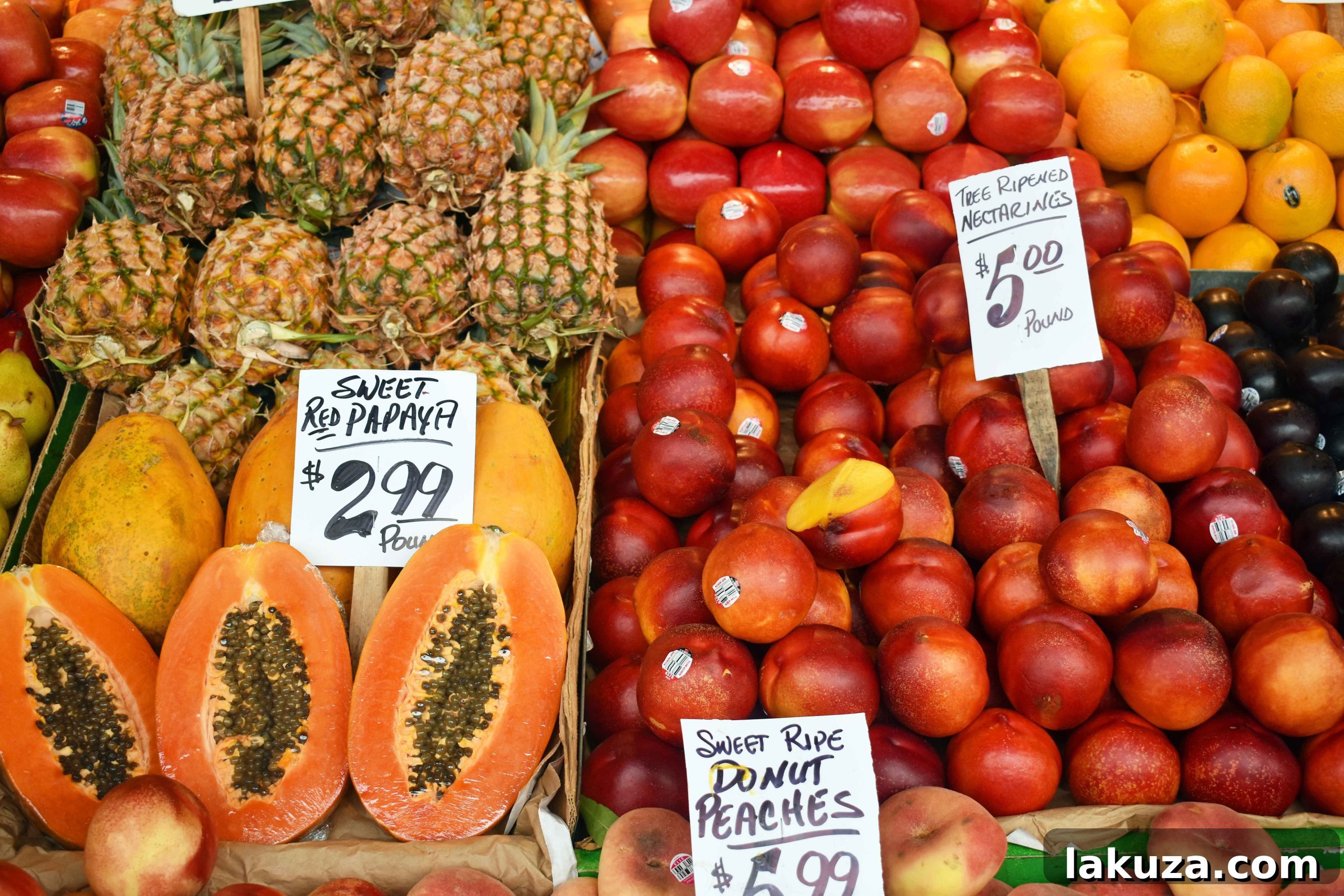 Vibrant Farmer's Market in Seattle, offering fresh produce and local food. A top place to eat and explore.