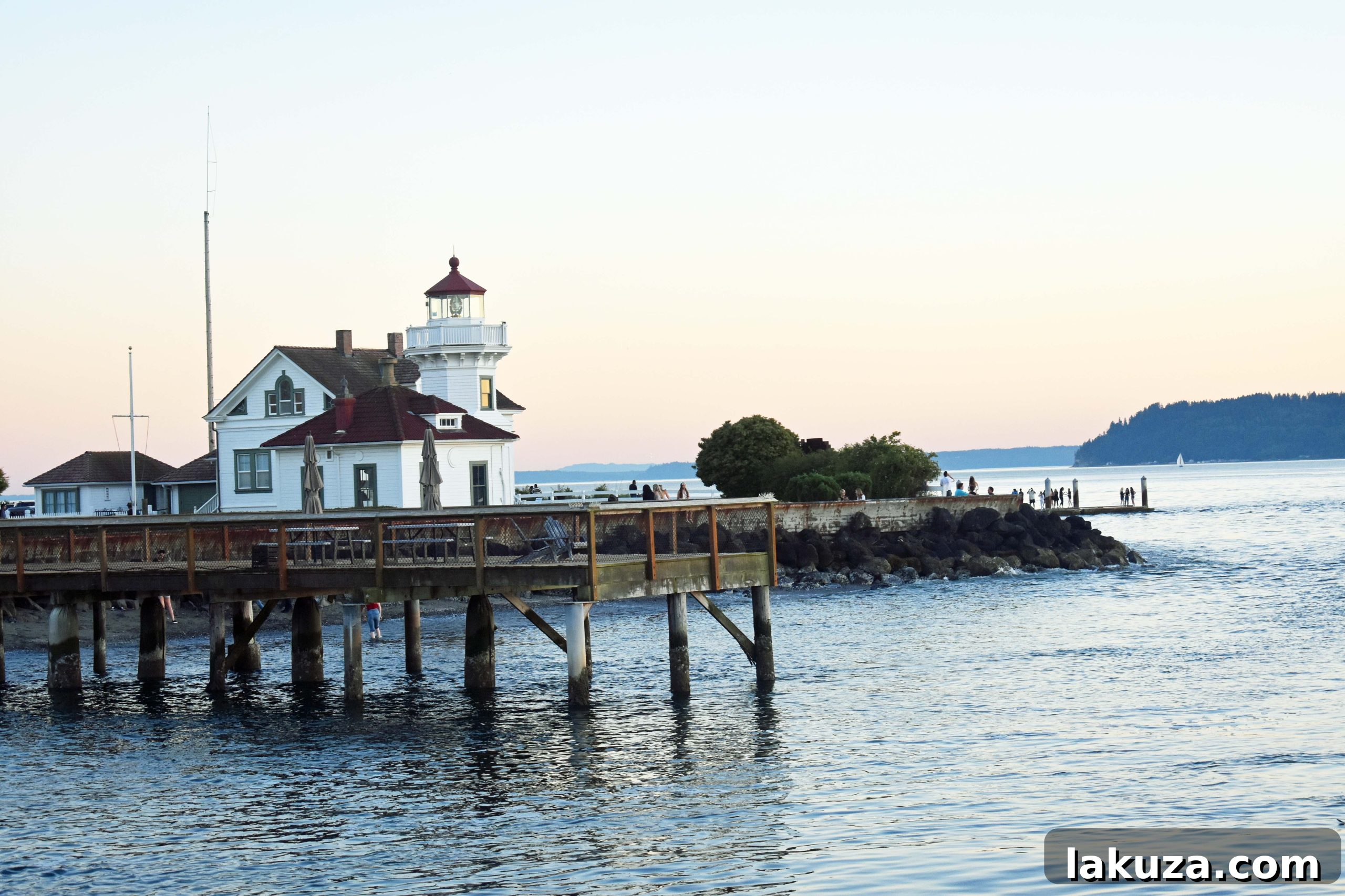 Scenic ferry ride to Whidbey Island lighthouse. Discover the natural beauty around Seattle, including top places to eat and see.