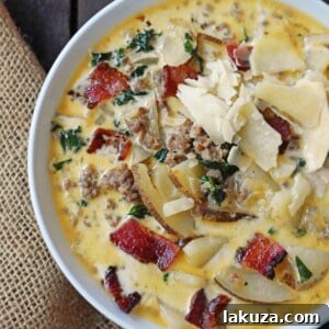 Zuppa Toscana Soup Olive Garden Copycat Recipe. Sausage, Potato, and Bacon Cream Soup. An Italian favorite soup! Popular Olive Garden Copycat Zuppa Toscana Soup Recipe. www.modernhoney.com