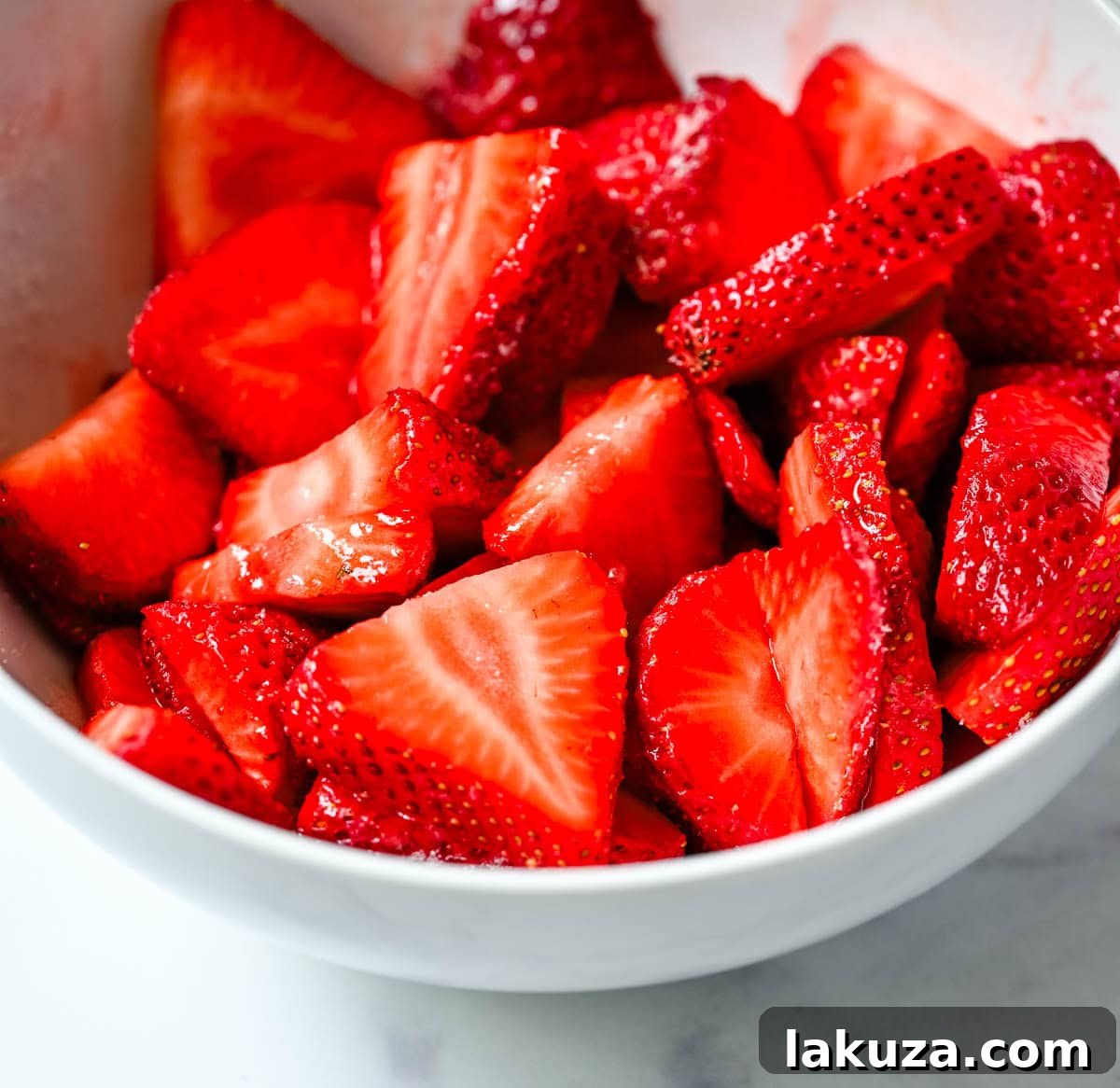 Fresh Strawberry Shortcake Delight 4 strawberries for strawberry shortcake cake