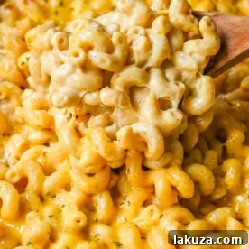 Easy homemade mac and cheese