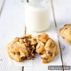 Ultimate Guide to Chocolate Chip Cookie Recipes: Every Style Covered 24 Crumbl Chocolate Chip Cookie Copycat Recipe
