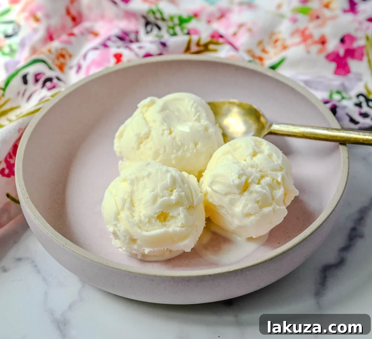 Jeni's Sweet Cream Ice Cream Recipe 3 Sweet, creamy, and smooth, this copycat Jeni's Sweet Cream Ice Cream is the homemade ice cream recipe every ice cream lover needs in their life! The secret to Jeni's famously creamy and scoopable texture is a combination of cream cheese, cornstarch, and light corn syrup that prevents ice crystals from forming and keeps every single scoop silky smooth straight from the freezer. This is the ultimate homemade ice cream recipe you will make on repeat all summer long!
